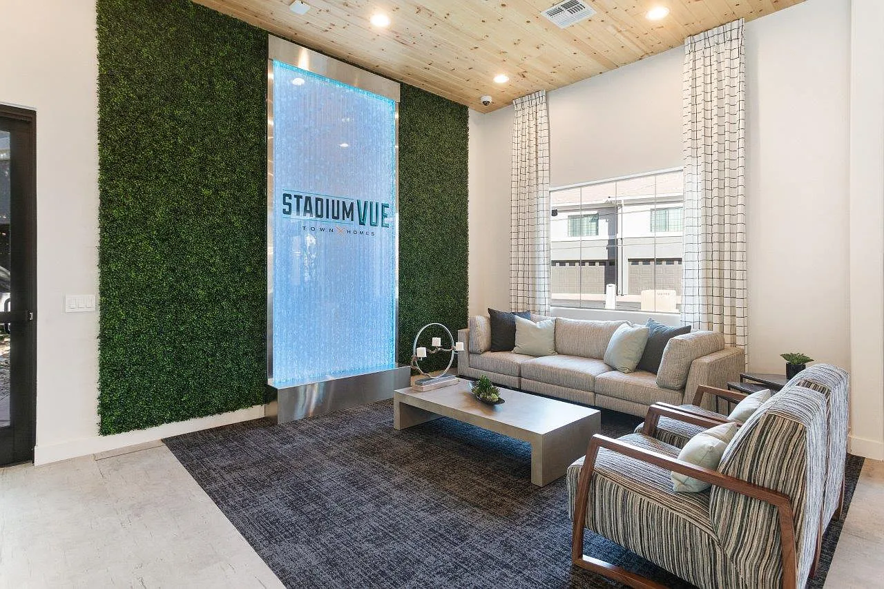 Bubble Wall-Vertical Chamber with Stainless Steel Frame and Vinyl logo for Stadium Vue Townshomes in Peoria (Phoenix), Arizona 3 Bubble Wall-Vertical Chamber with Stainless Steel Frame and Vinyl logo for Stadium Vue Townshomes in Peoria (Phoenix), Arizona 3