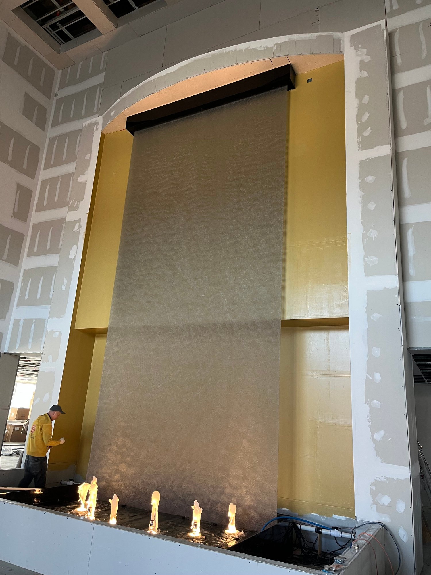 Mesh Water Wall with Reflection Pool and Bubbler Jets for Tesla Biohealing in New Castle, Delaware Mesh Water Wall with Reflection Pool and Bubbler Jets for Tesla Biohealing in New Castle, Delaware