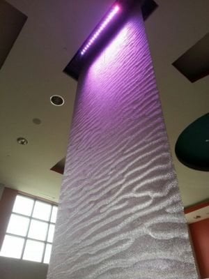 Mesh-Waterfall-Wall-at-Holiday-Inn-Express-Eureka-CA