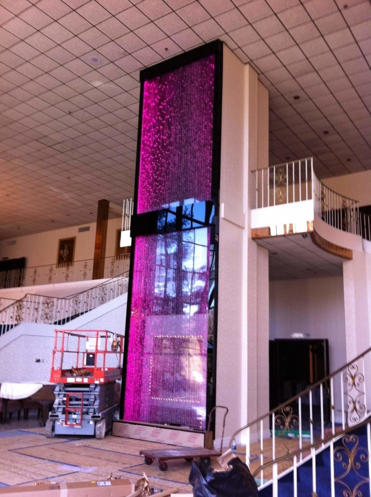 Galleries 72 Bubble-Wall-Vertical-Chamber-at-Skylands-at-Randolph-New-Jersey