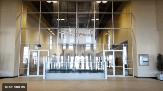 Rain-Curtain-Water-Feature-at-Tinley-Park-Convention-Center