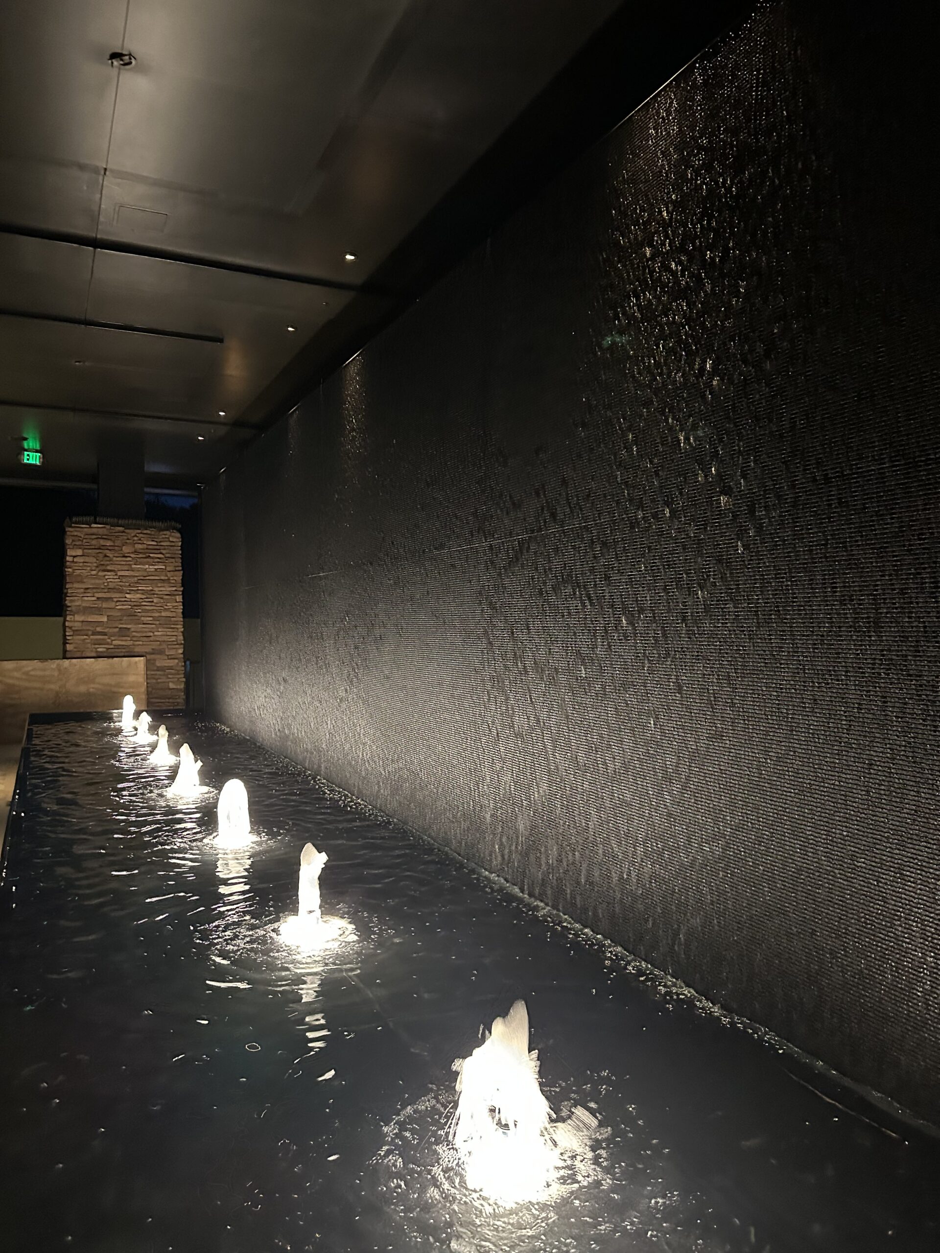 Acrylic Water Features 72 Black Scored Acrylic Water Wall with Reflection Pool and Bubbler Jets at Black Oak Casino Seven Sisters Restaurant in Tuolumne California 3 scaled