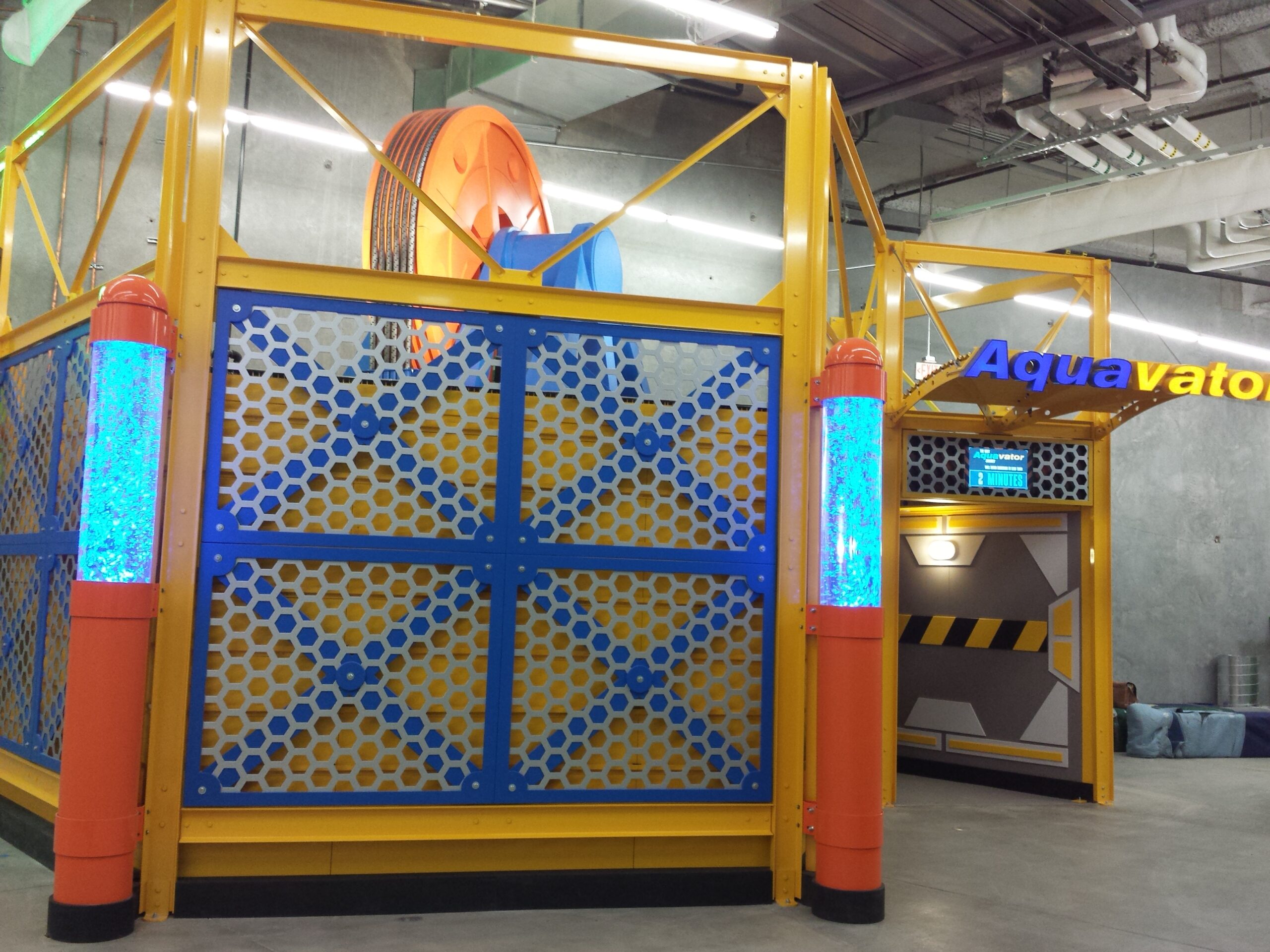 Bubble Tubes 12 Bubble Tubes at Aquavator in Los Angeles scaled