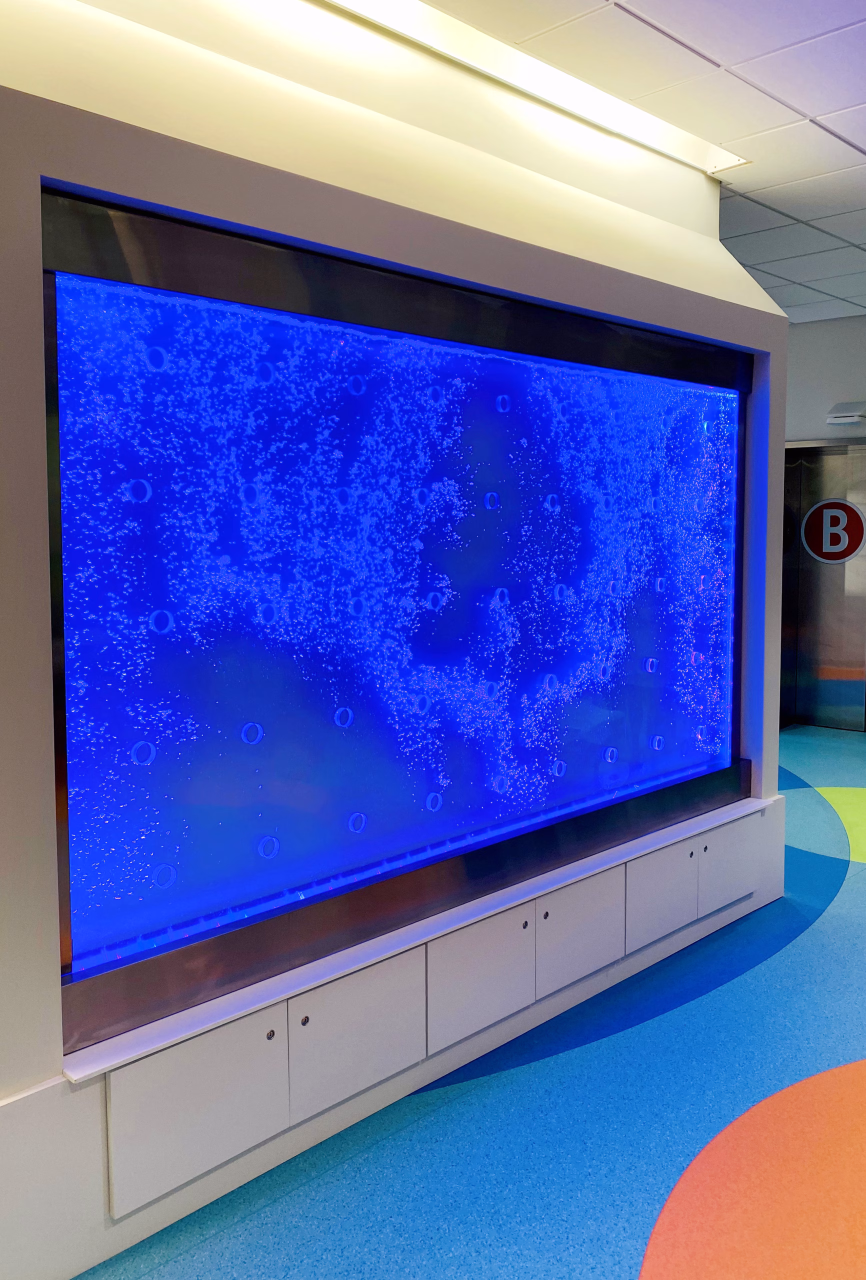 Bubble Walls 302 Bubble Wall Rod Swirley Hospital in Toledo Ohio 2 1 1 scaled