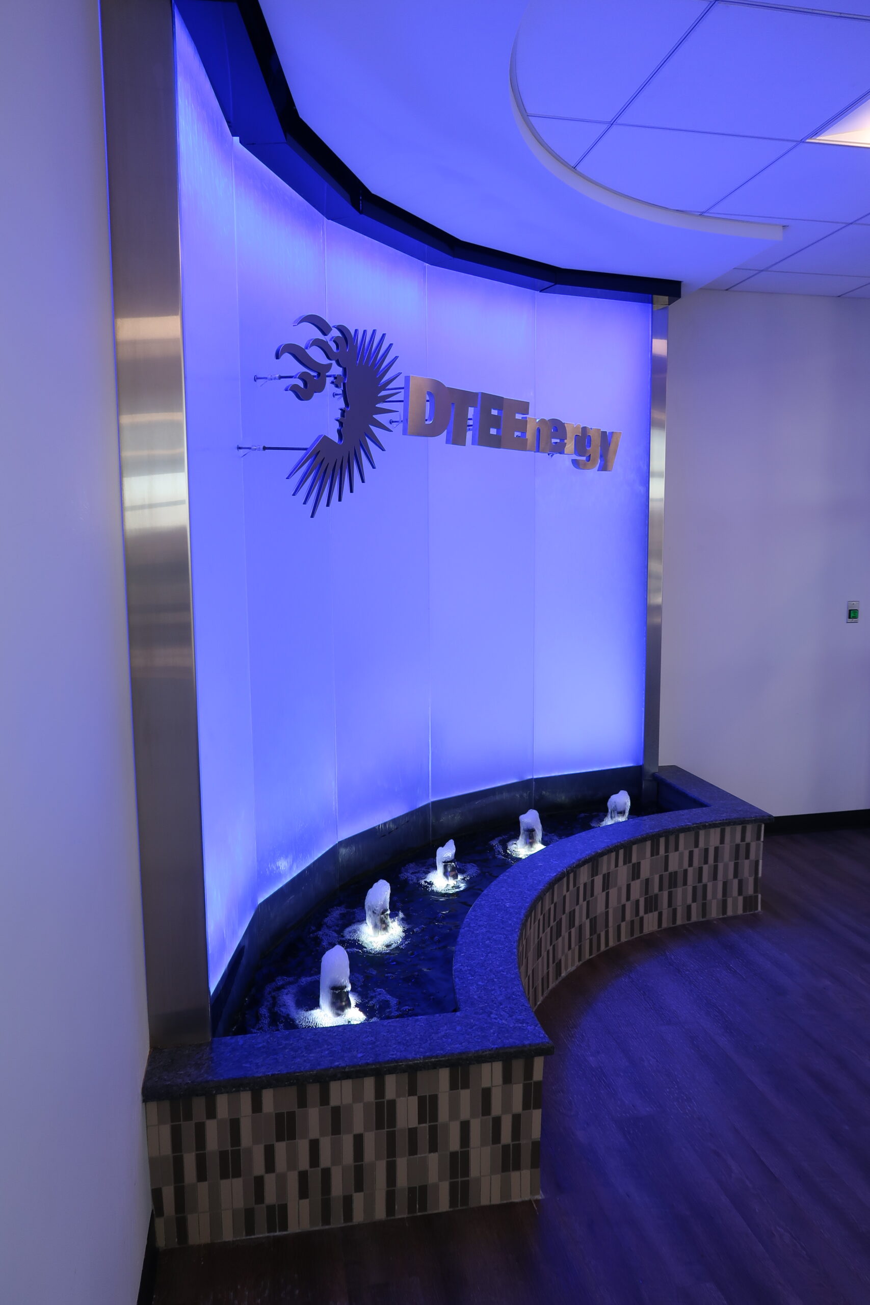 Specialty Fountains 36 Frosted Glass Water Wall with Reflection Pool and Bubbler Jets for DTE Energy in Ann Arbor Michigan 3 1 scaled