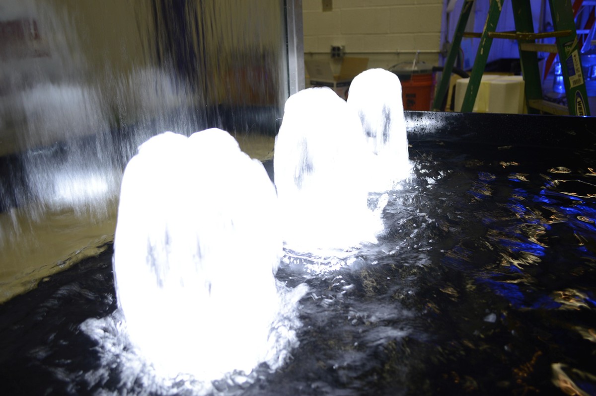 Reflection Pools & Fountains 10 Frothy Bubbler Fountain Jet in Reflection Pool