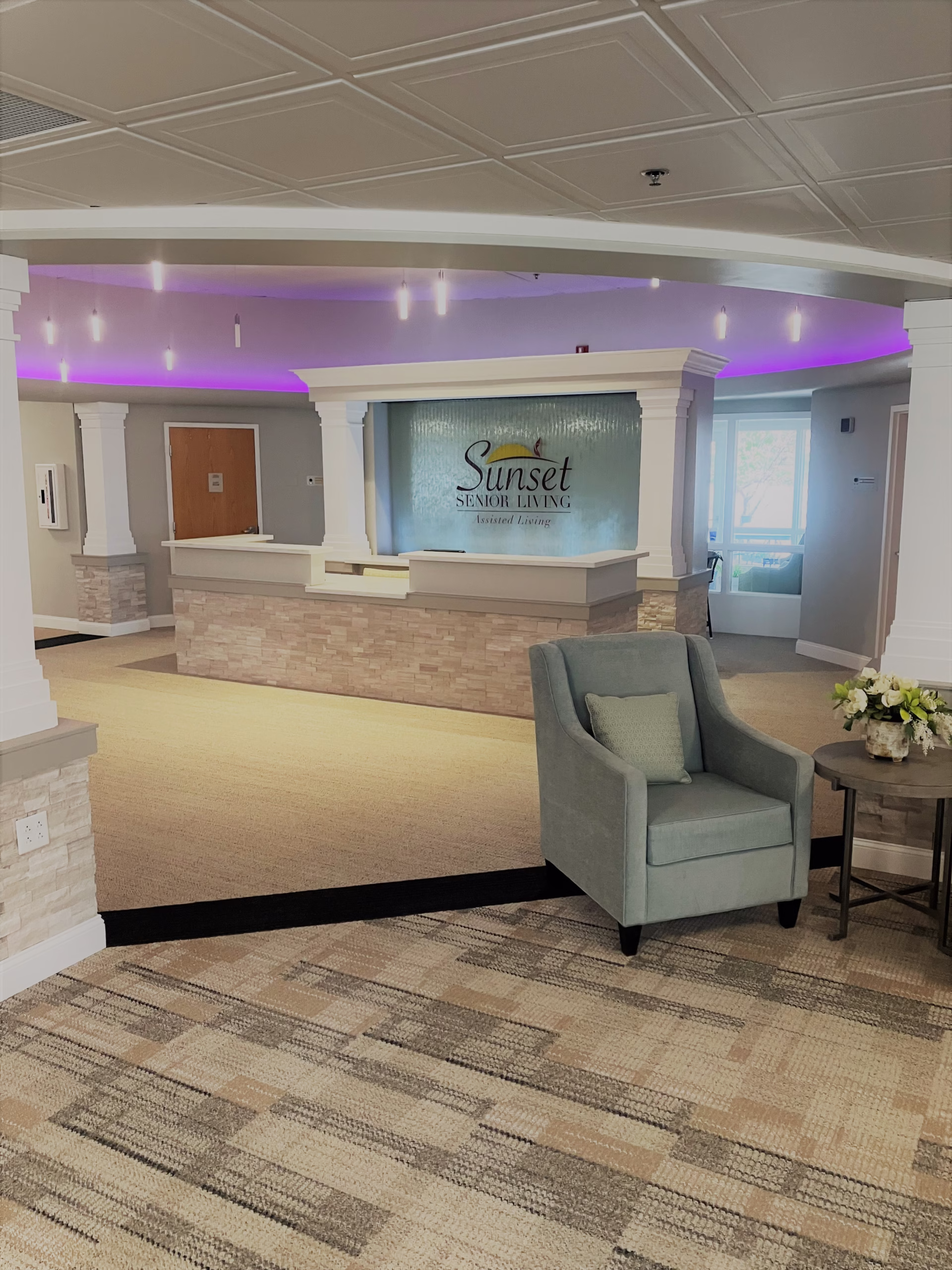 Glass Water Features 21 Glass Water Wall Frameless at Sunset Home Assisted Living in Quincy Illinois scaled