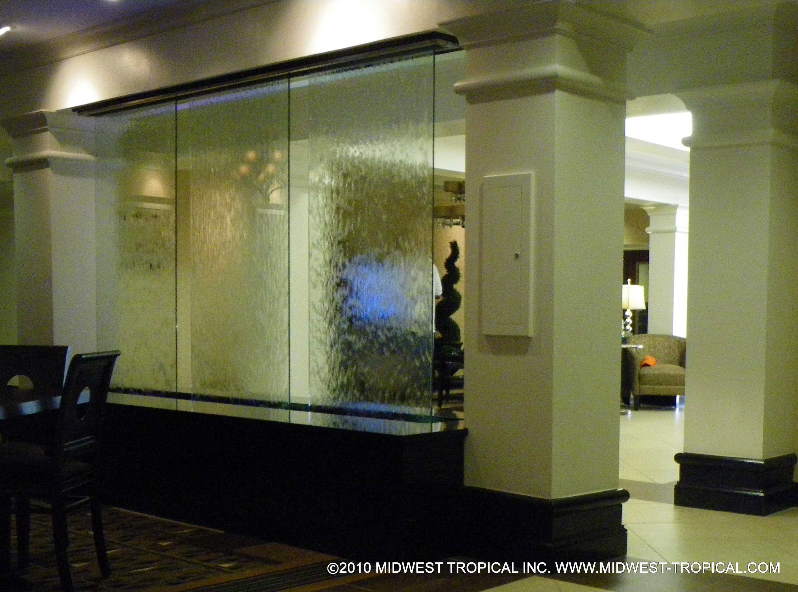 Glass Water Features 87 Holiday Inn Columbus Georgia frameless glass 3