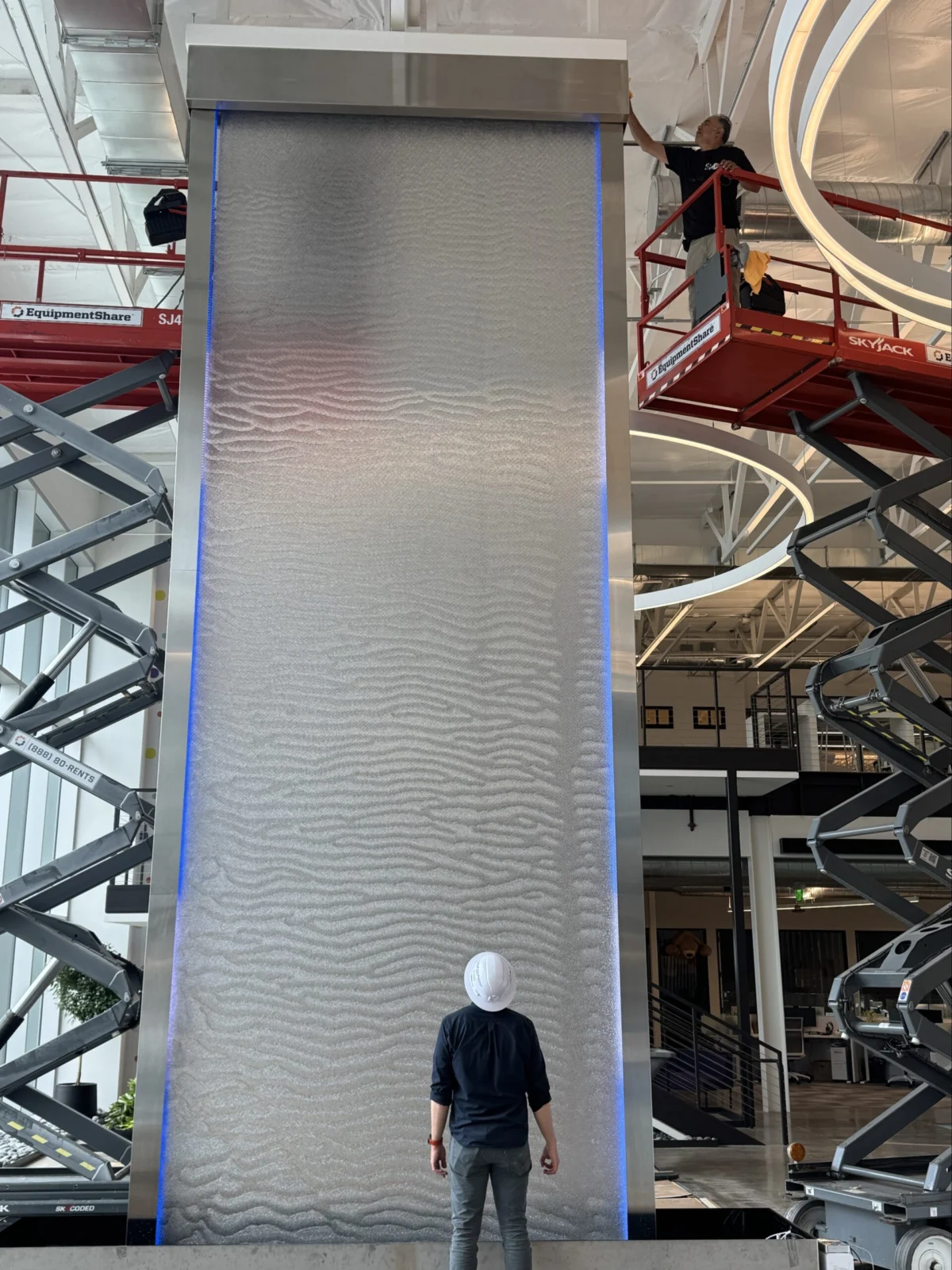 Mesh Water Wall at SPM Consumers Direct in Irvine, California