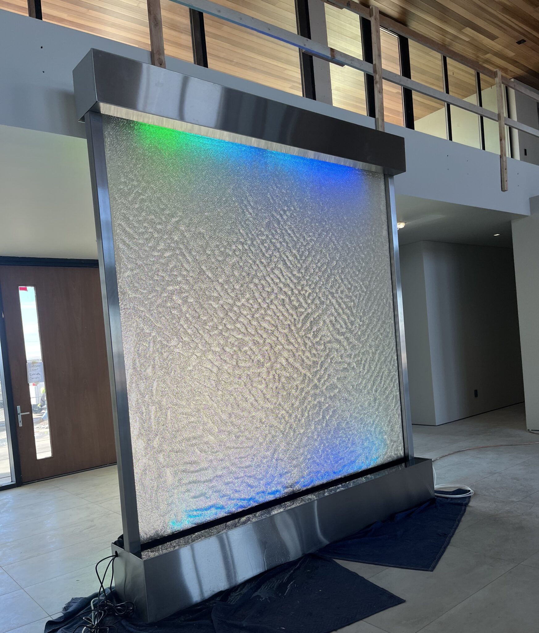 Mesh Water Wall with Stainless Steel Frame for Home Residence in Kennewick, Washington