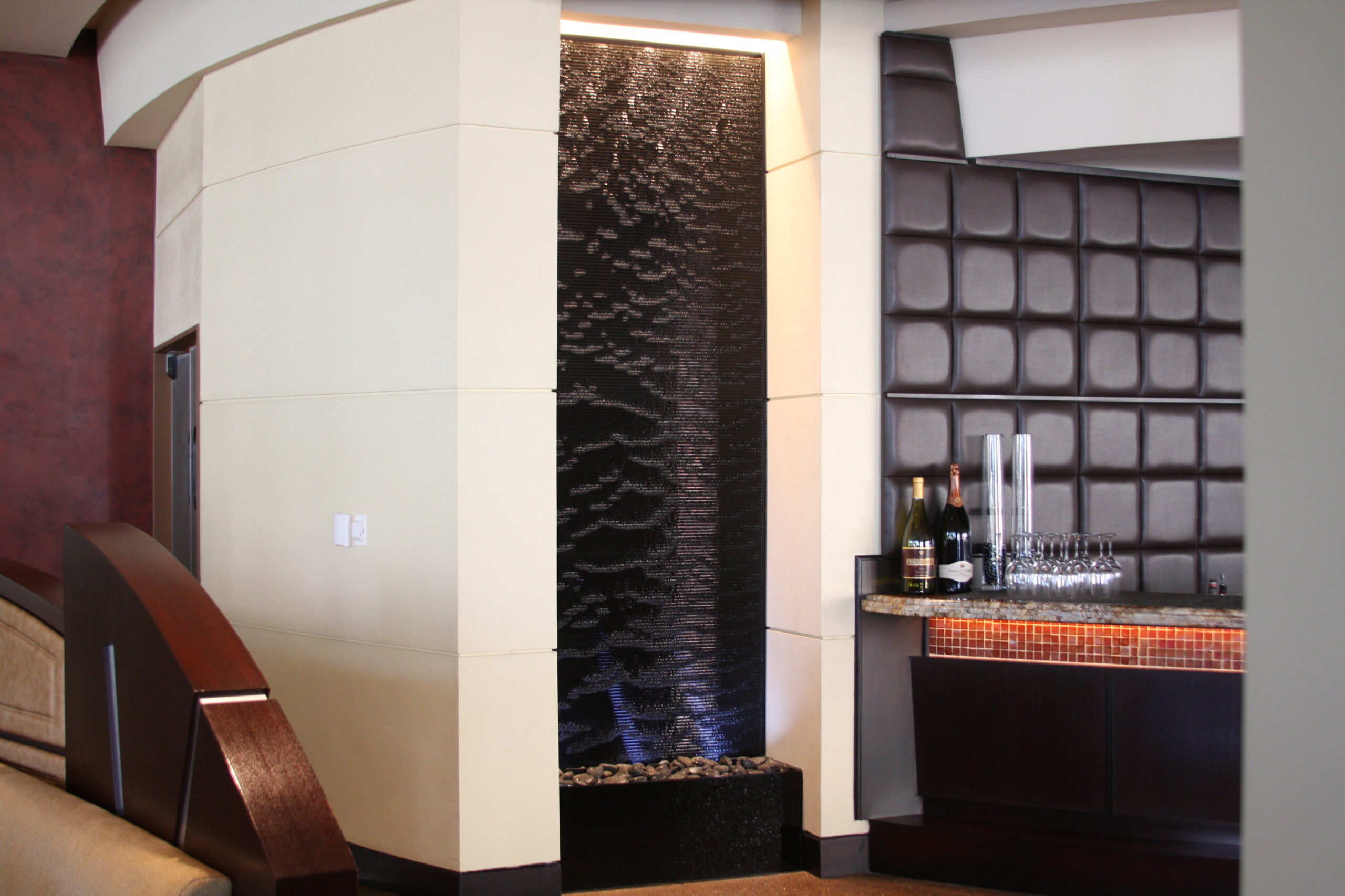 Acrylic Water Features 61 Sheraton Hotel Pheonix AZ black scored acrylic water wall 1 scaled