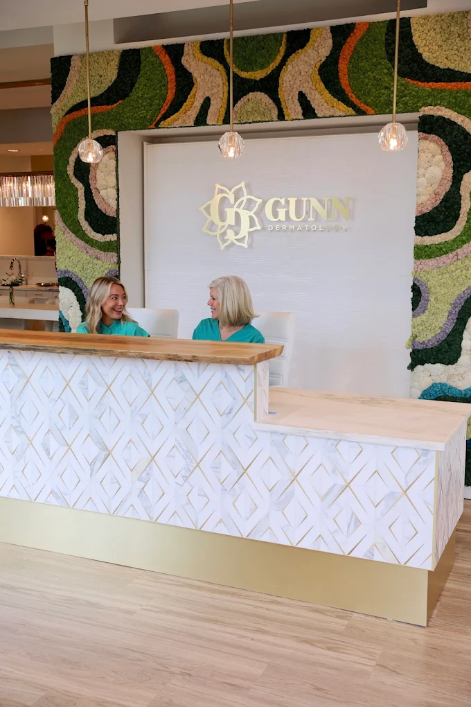 Glass Water Features 80 White Scored Acrylic Water Wall for Gunn Dermetology in Mountain Brook Alabama 3