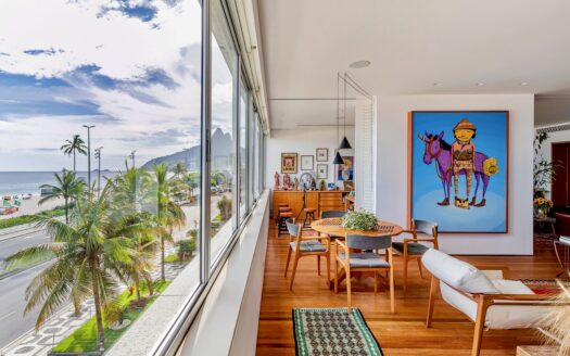 beachfront apartment in Ipanema
