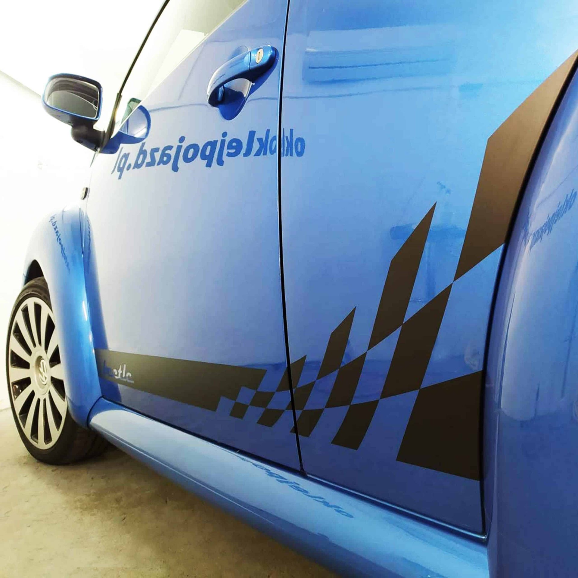 NEW_BEATLE_pas_boczny_przyciemnianie_szyb_raciborz_oklejpojazd_prografika_v6