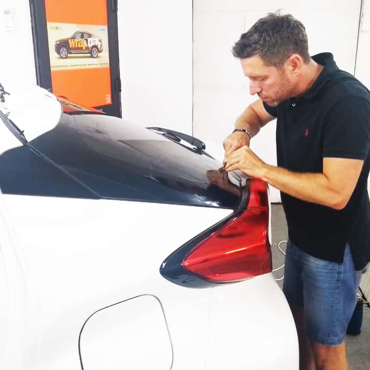 prografika_tinting_przyciemnianie_szyb_auto_oklejpojazd_tomasz_karpinski_toyota_c-hr_www