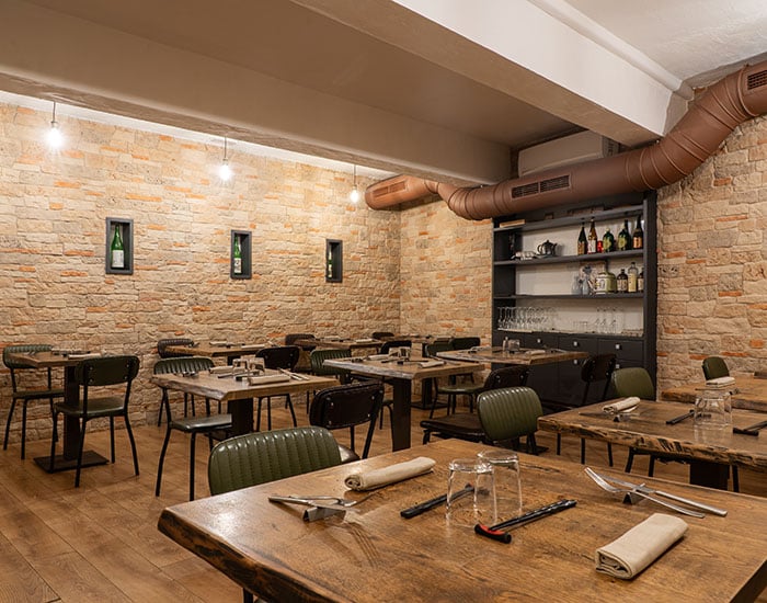 Tavolo imperiale apparecchiato sala riservata Kobuta