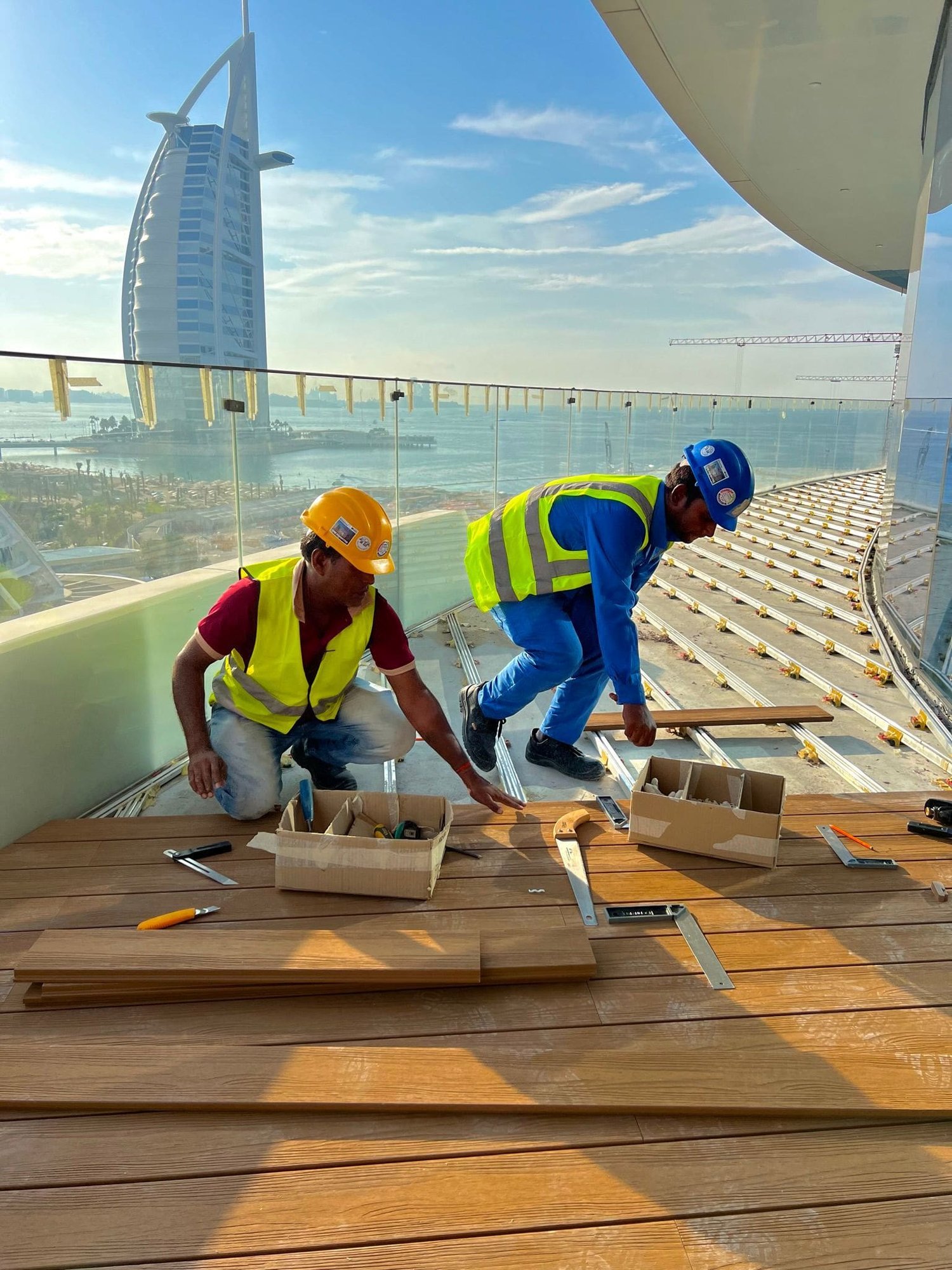 דק-אקסטראפרק-דובאי- דקים  דק-אקסטראפרק-דובאי- דקים