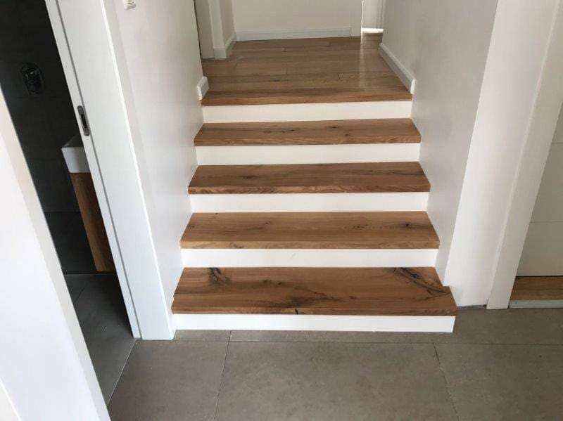 WhatsApp-Image-2017-12-10-at-15.01.30 מדרגות עץ WhatsApp-Image-2017-12-10-at-15.01.30 מדרגות עץ