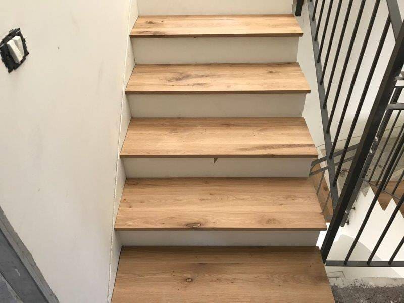 WhatsApp-Image-2017-12-10-at-15.01.36-1 מדרגות עץ WhatsApp-Image-2017-12-10-at-15.01.36-1 מדרגות עץ