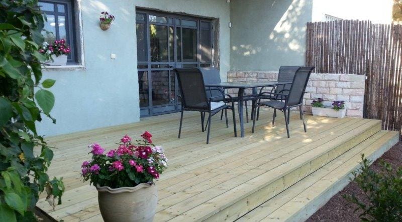 דק אורן – אסתטיקה במחיר זול דק אורן - אסתטיקה במחיר זול