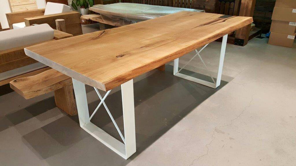 שולחן סלון מעץ