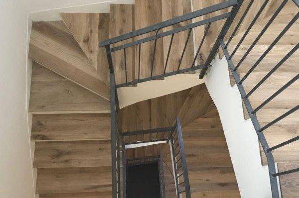 -עץ-e1581506992720 מדרגות עץ -עץ-e1581506992720 מדרגות עץ