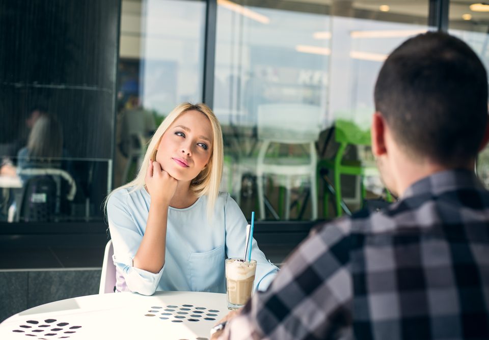 Il primo approccio: come presentarsi a una sconosciuta/o
