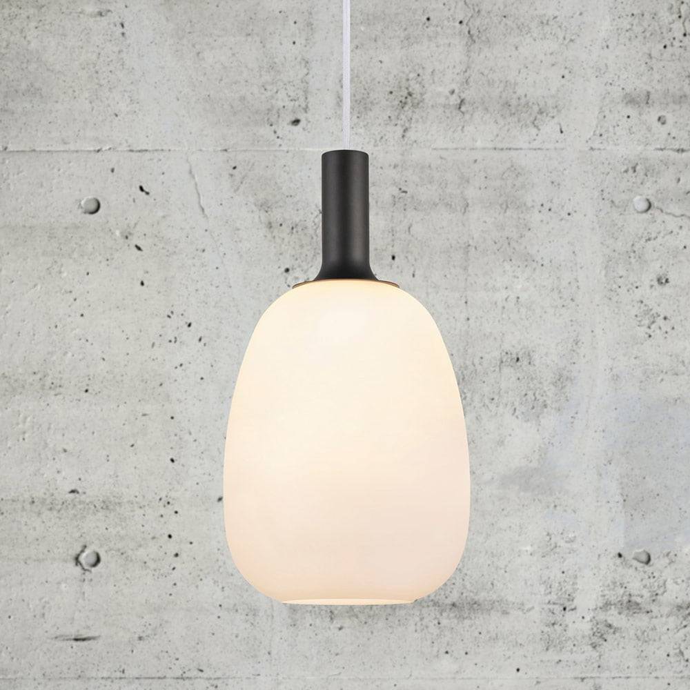 Suspension ALTON (D23) en Métal Effet Laiton et Verre Blanc – Image 4