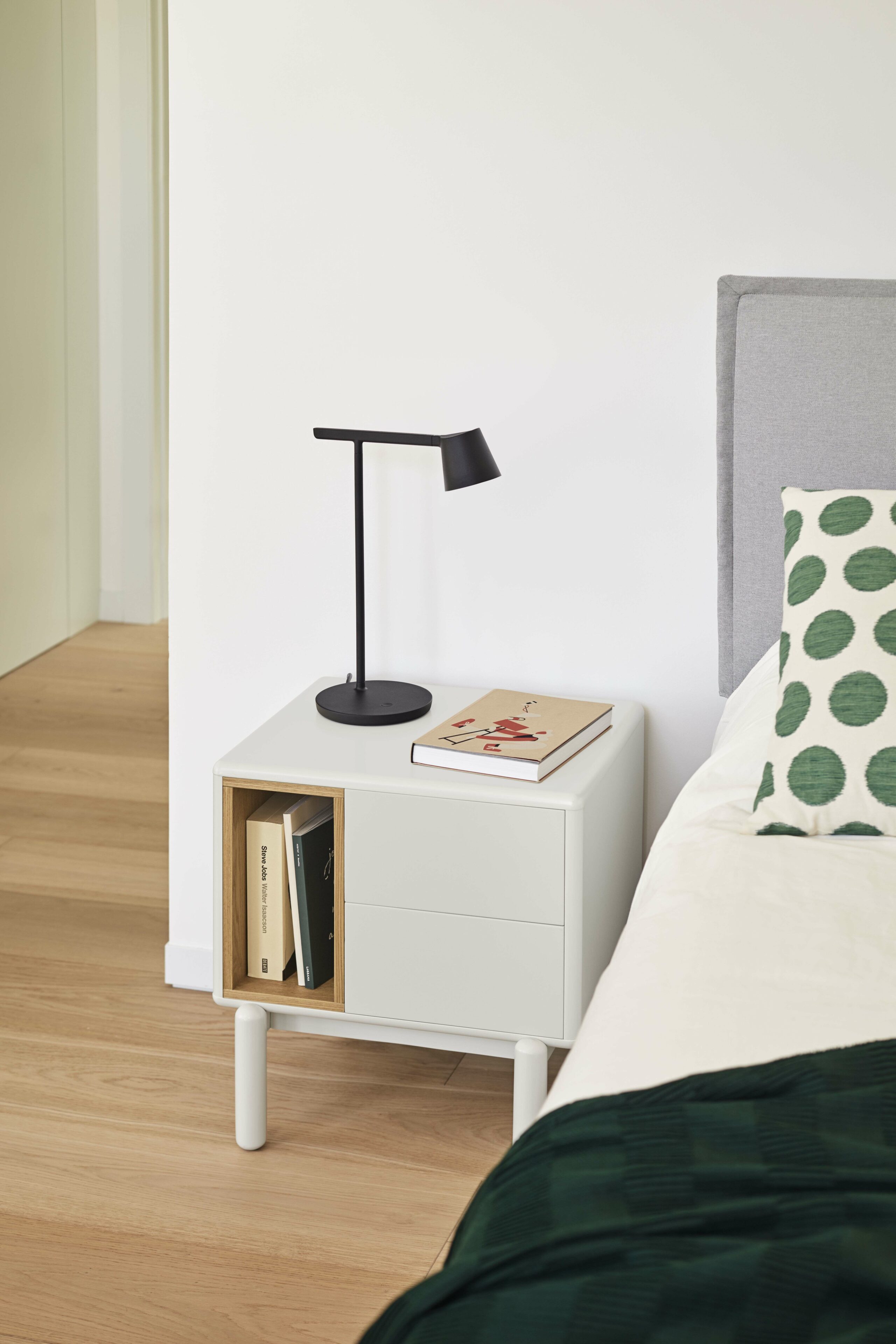 CHEVET 2 TIROIRS TEULAT CORVO – Image 2