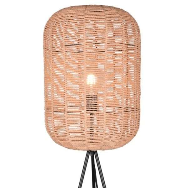 Lampadaire RUNA en métal noir et rotin naturel Lampadaire RUNA en métal noir et rotin naturel