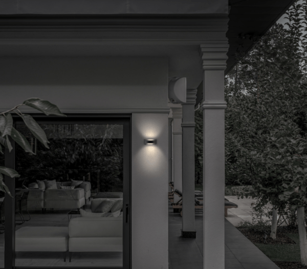 APPLIQUE EXTERIEURE AP0087