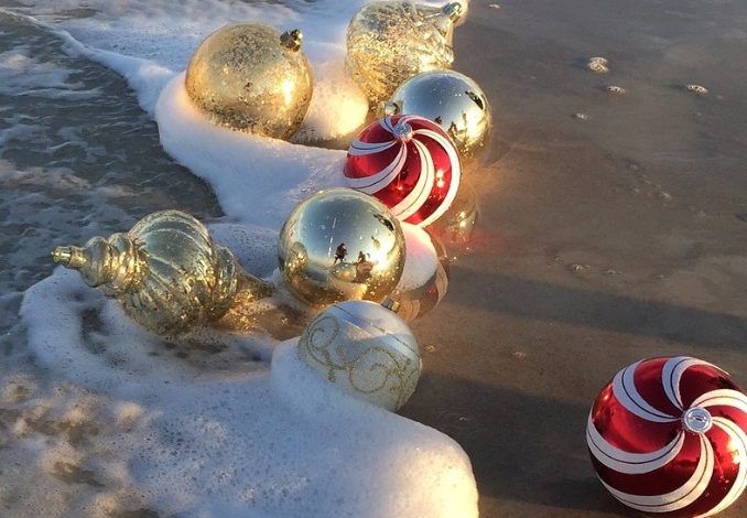Baubles-beach
