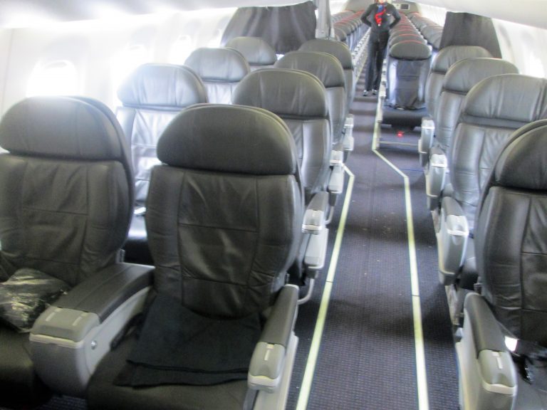 Envoy-E-175-Interior-2-1-Seating