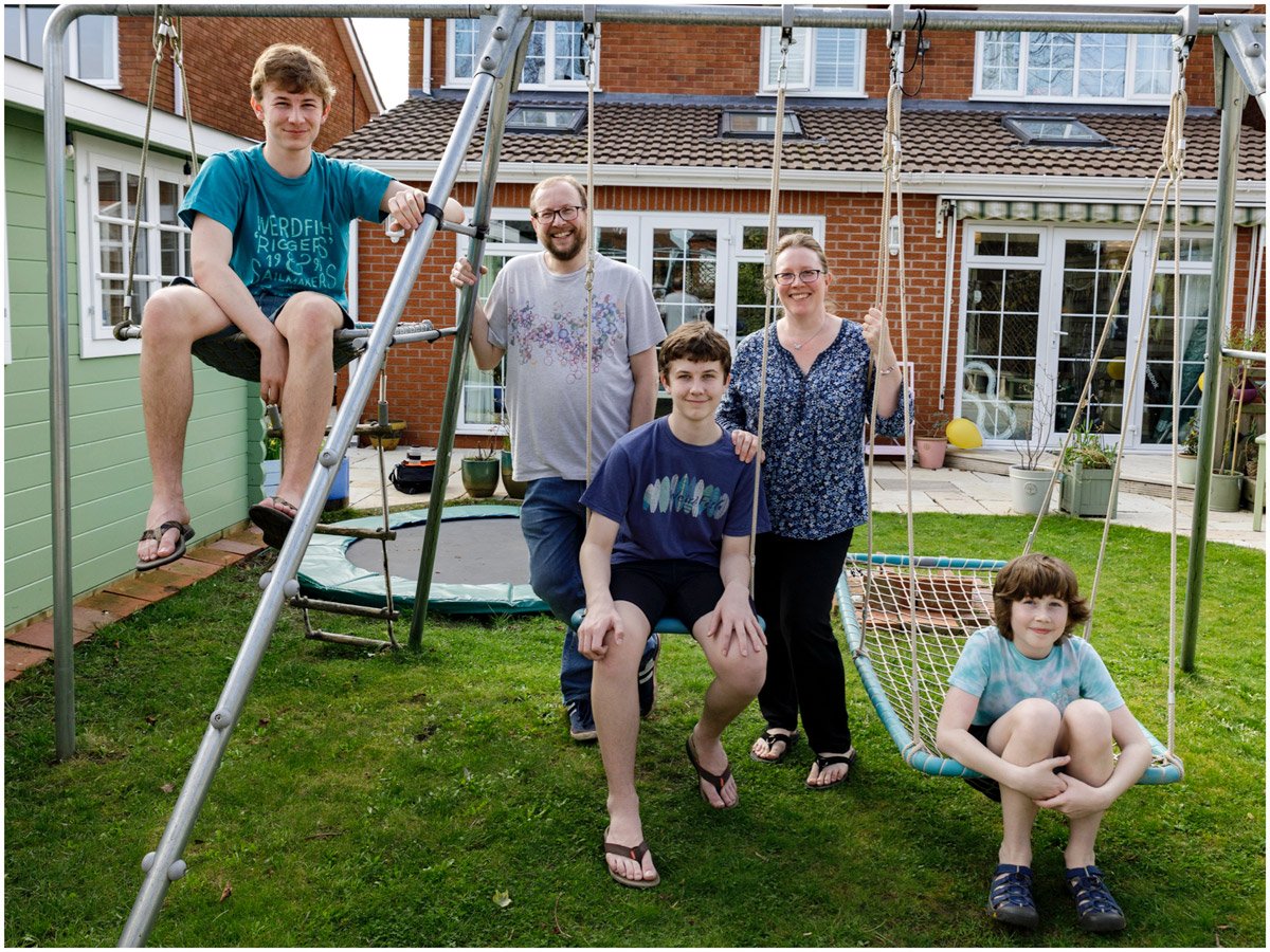 outdoor birthday photo shoot wordsley