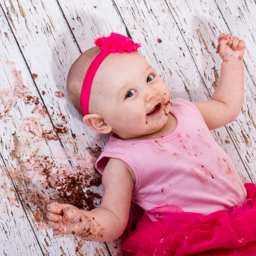 birthday cake smash photo shoot