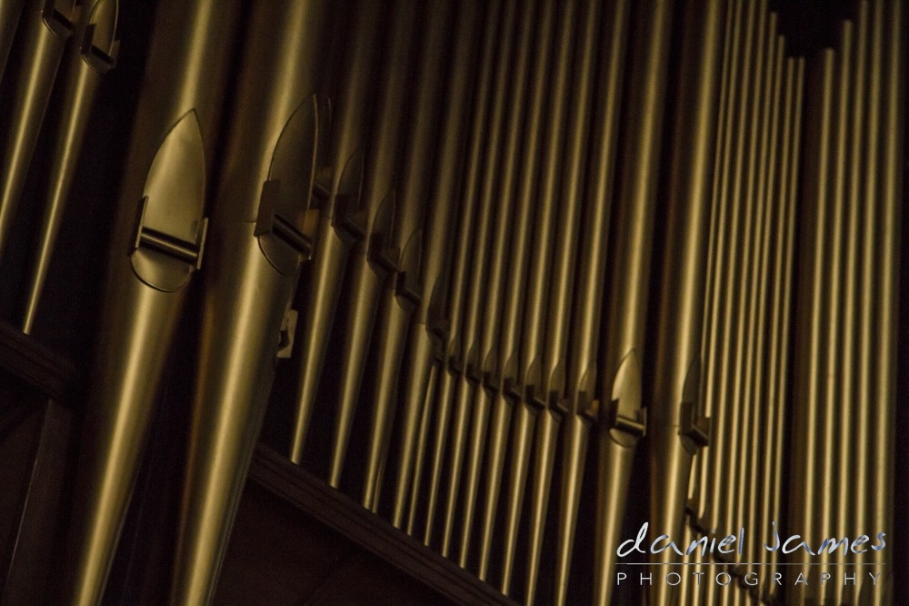 church st martin in the bullring birmingham organ pipes