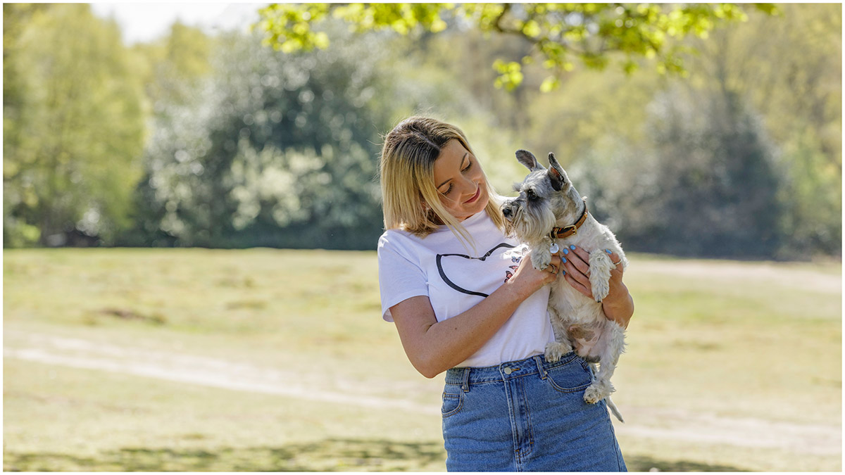 miniature shnauzer kinver edge