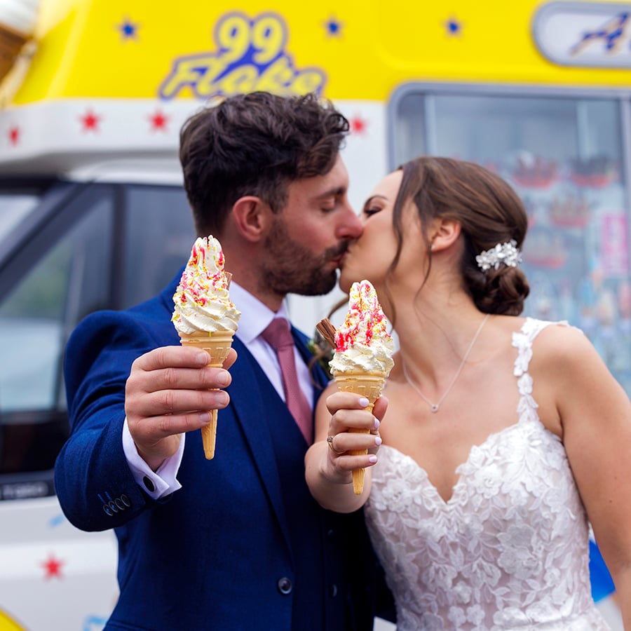 dodford inn wedding photography hannah jason