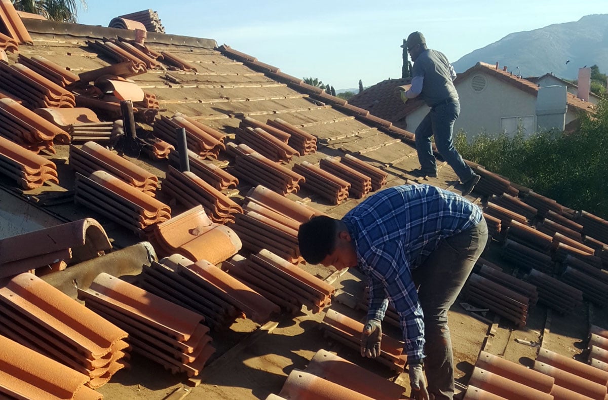 roofing repairs contractor Tucson residential roofing contractor working in Tucson