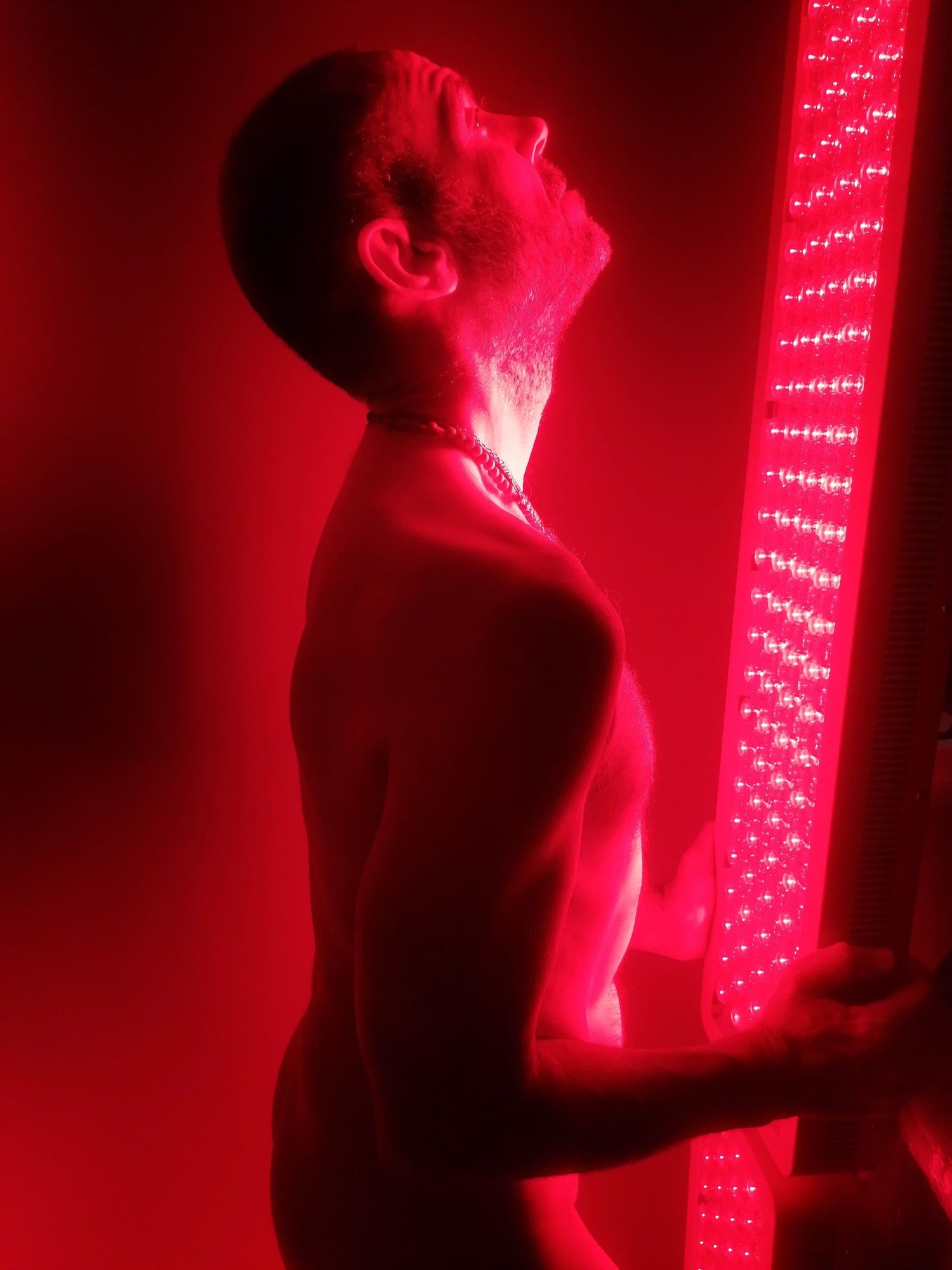 Luz roja e infrarroja para la piel y mejorar la energía. Cuerpo completo