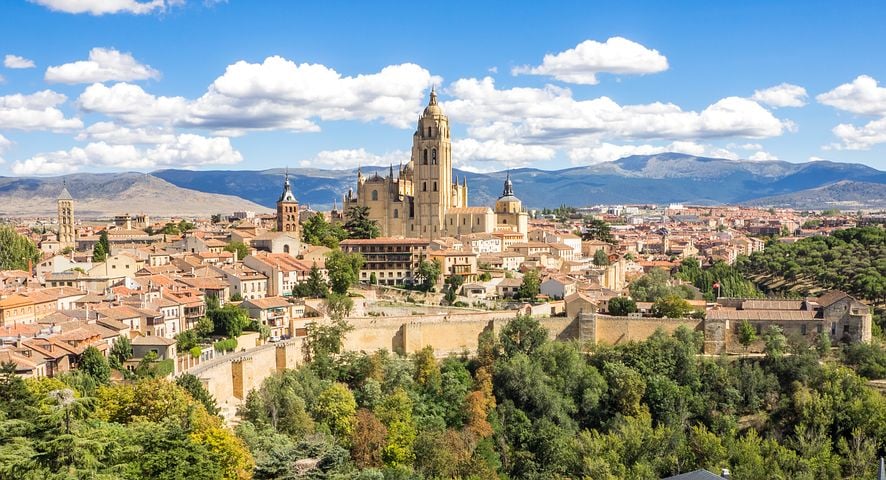 Los mejores monumentos de Segovia que no te puedes perder 1 catedral Segovia y sus curiosidades | Monumentos de Segovia