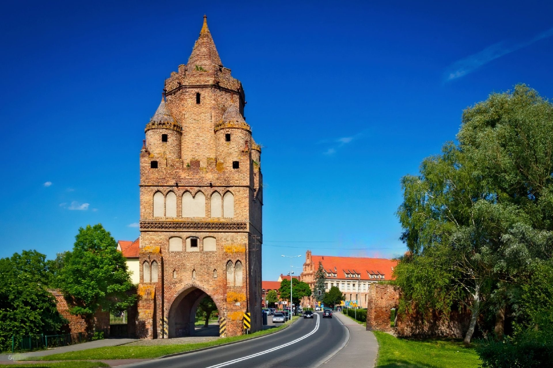 Warehousing 1 Warehousing