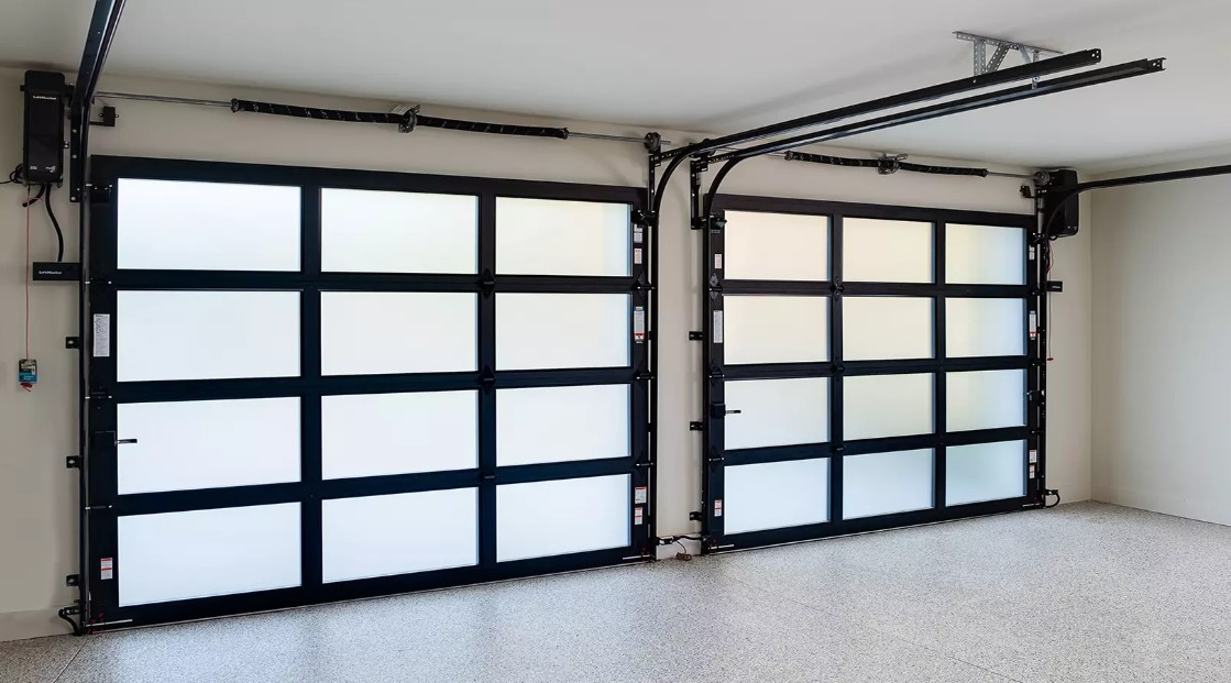 Modern Glass & Aluminum Garage Doors _ Clopay Avante Modern Glass & Aluminum Garage Doors _ Clopay Avante
