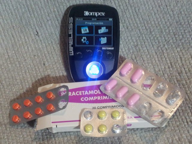 Tens para aliviar el dolor de rodilla, tobillo y muscular TENS para eliminar dolor de rodilla y articulación con la electroestimulacion y los electroestimuladores