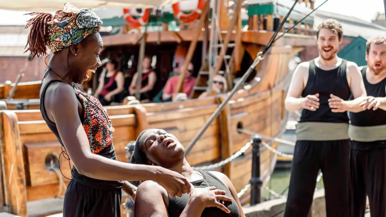 ReVerse - Hamlet Voyage Harbour Fest