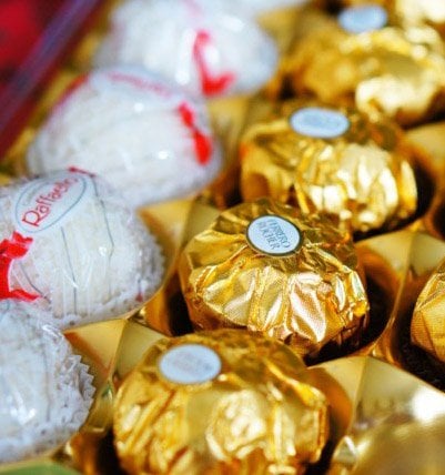 chocolates-and-flowers