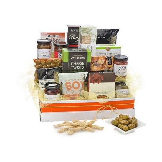 The Cosmopolitan Hamper