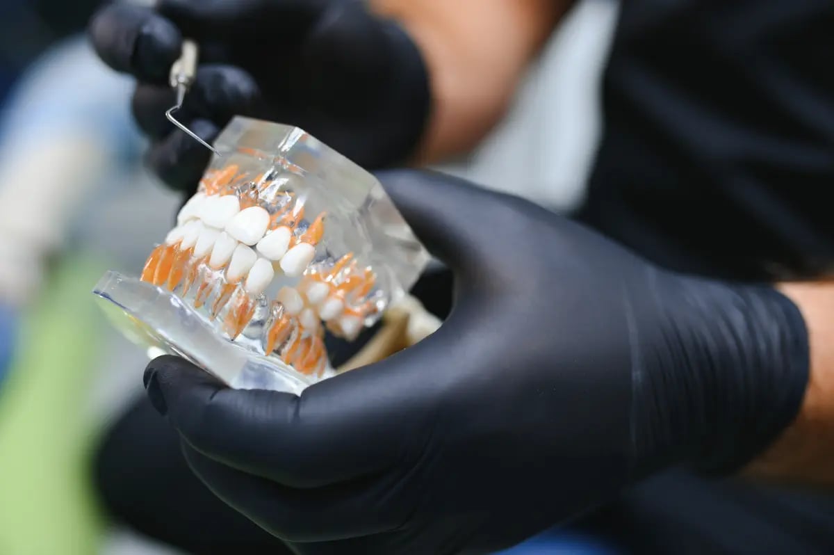 Jak wygląda proteza elastyczna