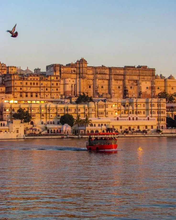 Golden Triangle Tour with Udaipur