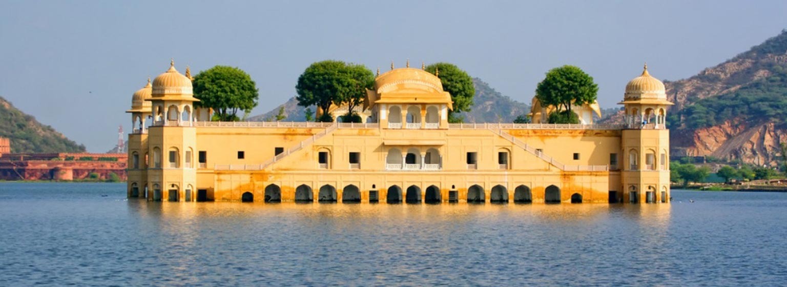 Same Day Jaipur Tour By Train